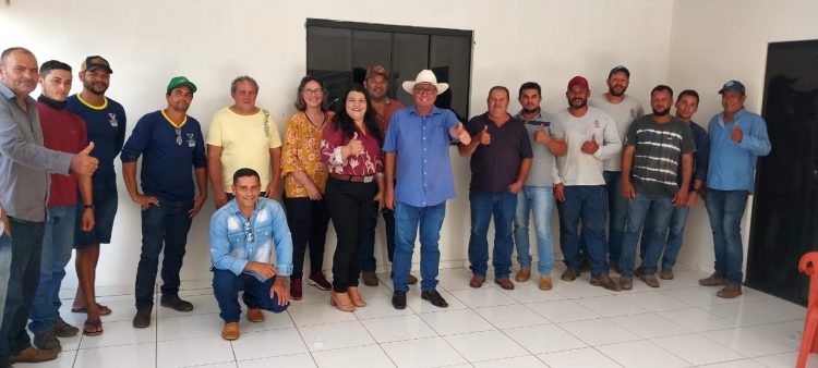 CIDESA EM A&Ccedil;&Atilde;O EM PARCERIA COM O MUNIC&Iacute;PIO DE VALE DE S&Atilde;O DOMINGOS MTs 247, 248 e 352.